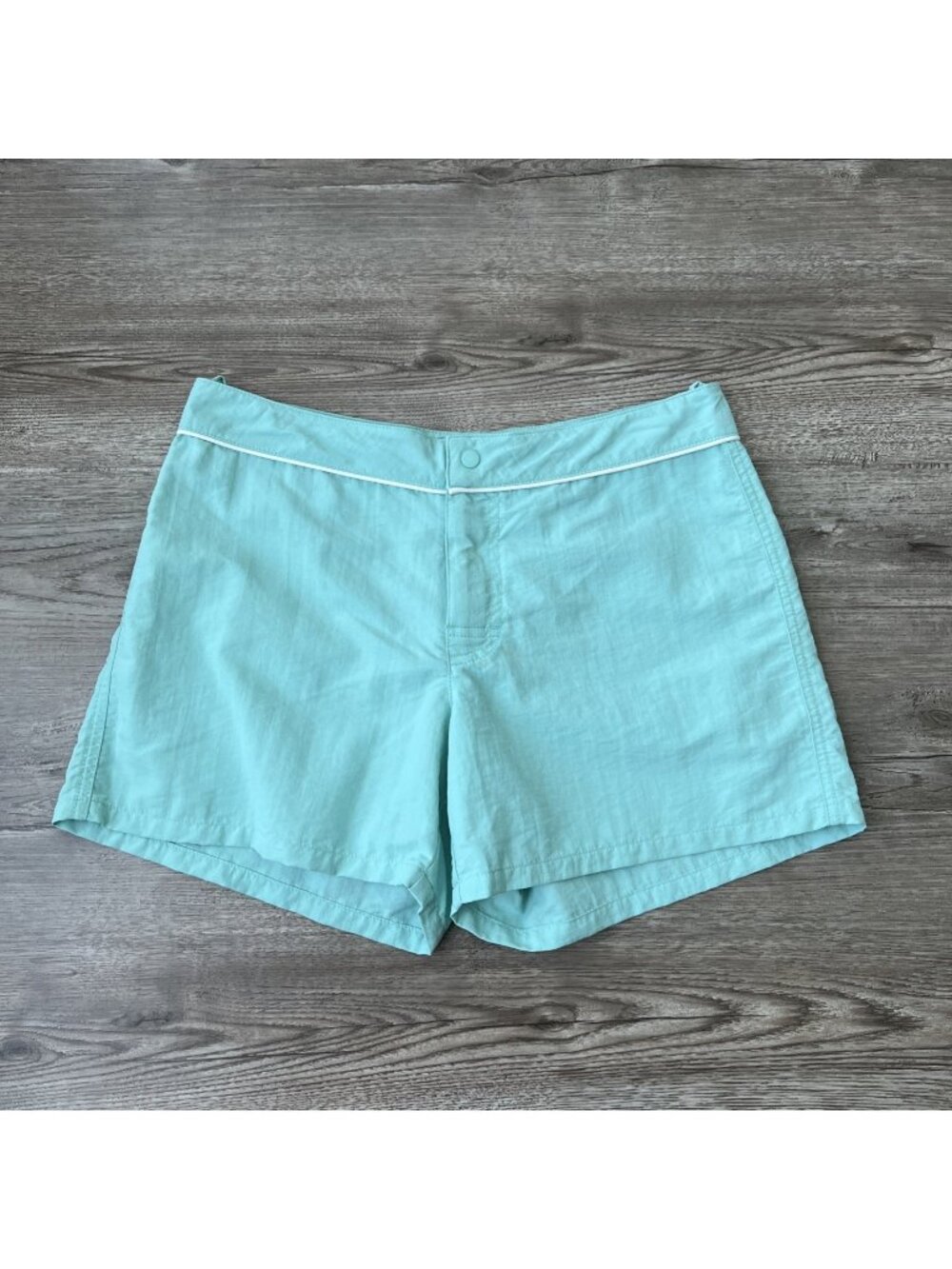Patagonia Button Out Boardie Shorts Womens 4 Light Blue 4" Inseam